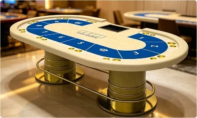 Poker Table Thiab Accessories